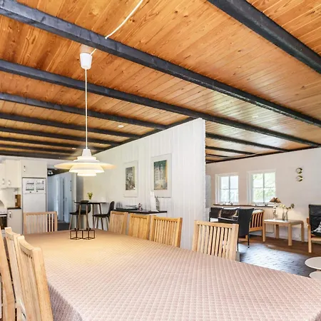 6 Person In Nyaraló Bindslev